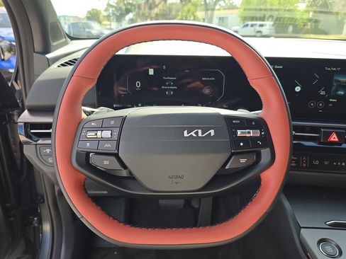 New 2026 Kia Sportage SX Prestige AWD/4WD image 30