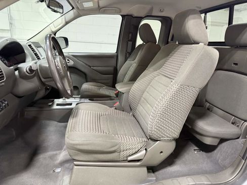 Used 2019 Nissan Frontier SV w/ Value Truck Package image 15