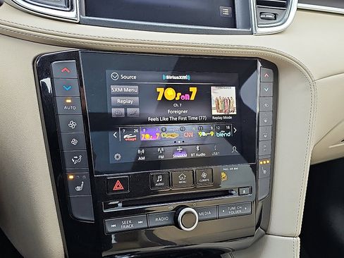 Used 2022 INFINITI QX50 Luxe w/ Cargo Package image 18