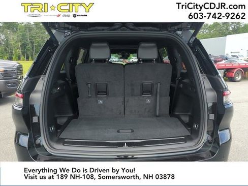 New 2025 Jeep Grand Cherokee L Altitude image 33