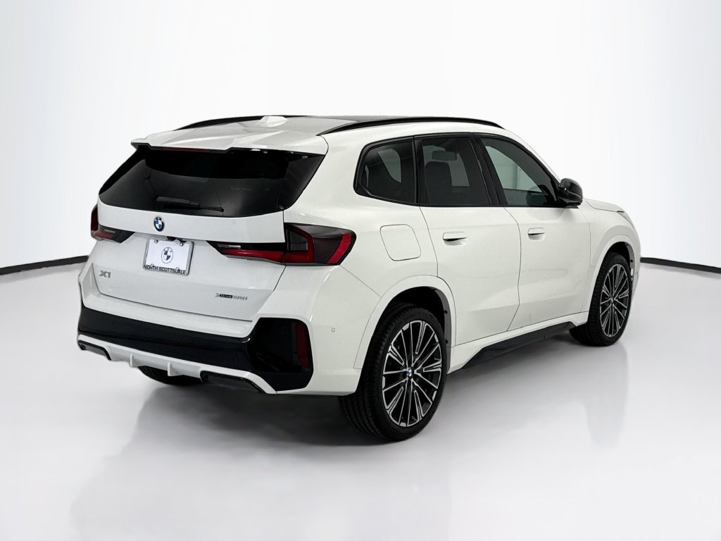 Certified 2026 BMW X1 xDrive28i w/ Technology Package AWD/4WD image 5