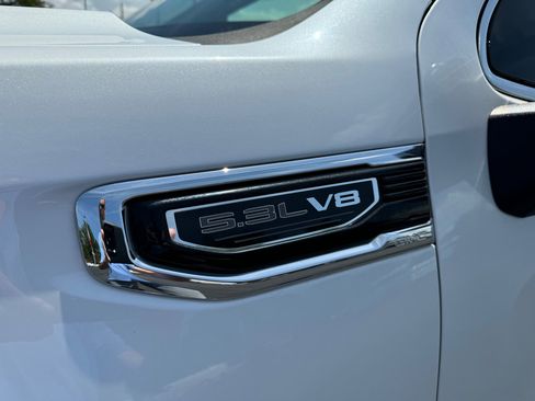 Used 2019 GMC Sierra 1500 SLT w/ SLT Premium Plus Package image 13