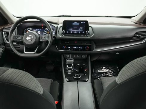Used 2023 Nissan Rogue SV AWD/4WD image 14