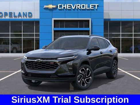 New 2026 Chevrolet Trax RS w/ Sunroof Package FWD image 7