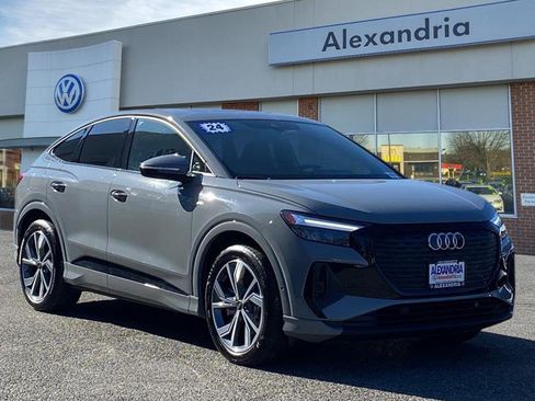 Used 2024 Audi Q4 e-tron Premium Plus w/ Premium Plus image 1