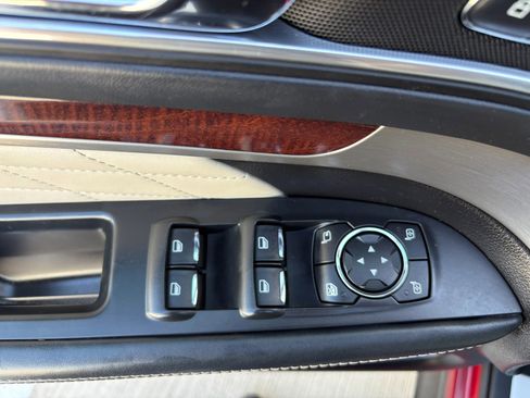 Used 2017 Ford Explorer Platinum AWD/4WD image 31