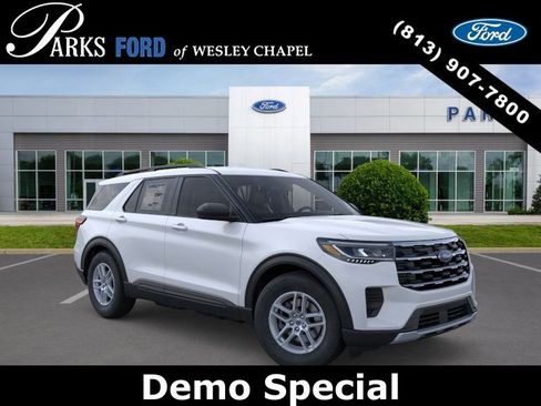 New 2026 Ford Explorer Active image 7