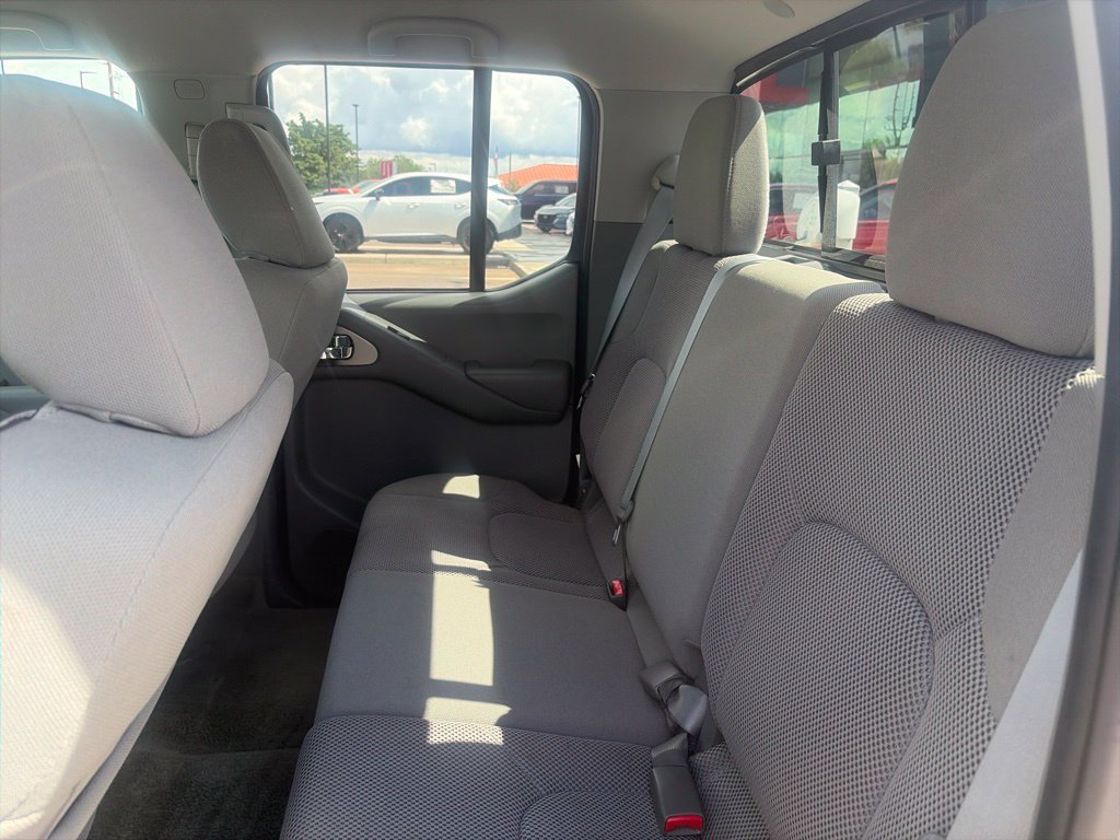 Used 2018 Nissan Frontier SV w/ Value Truck Package RWD image 19