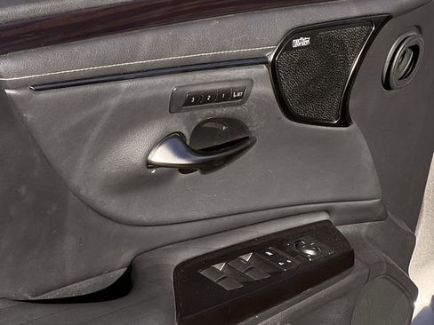 Used 2019 Lexus ES 350 image 23