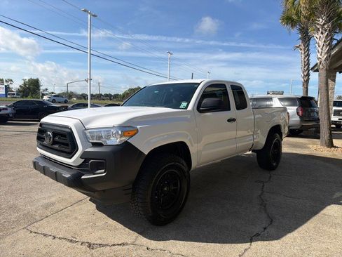Used 2023 Toyota Tacoma SR image 10