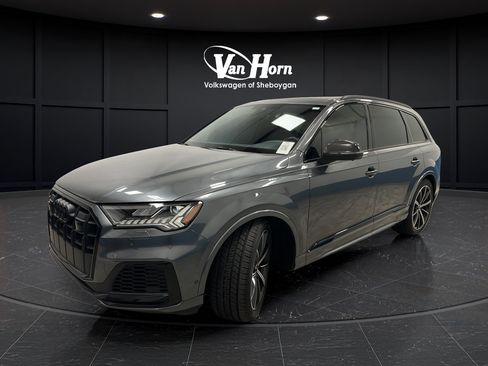 Used 2021 Audi SQ7 Premium Plus w/ Executive Package AWD/4WD image 3