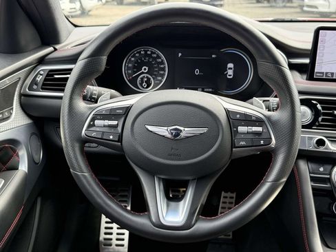 Used 2022 Genesis G70 3.3T image 18