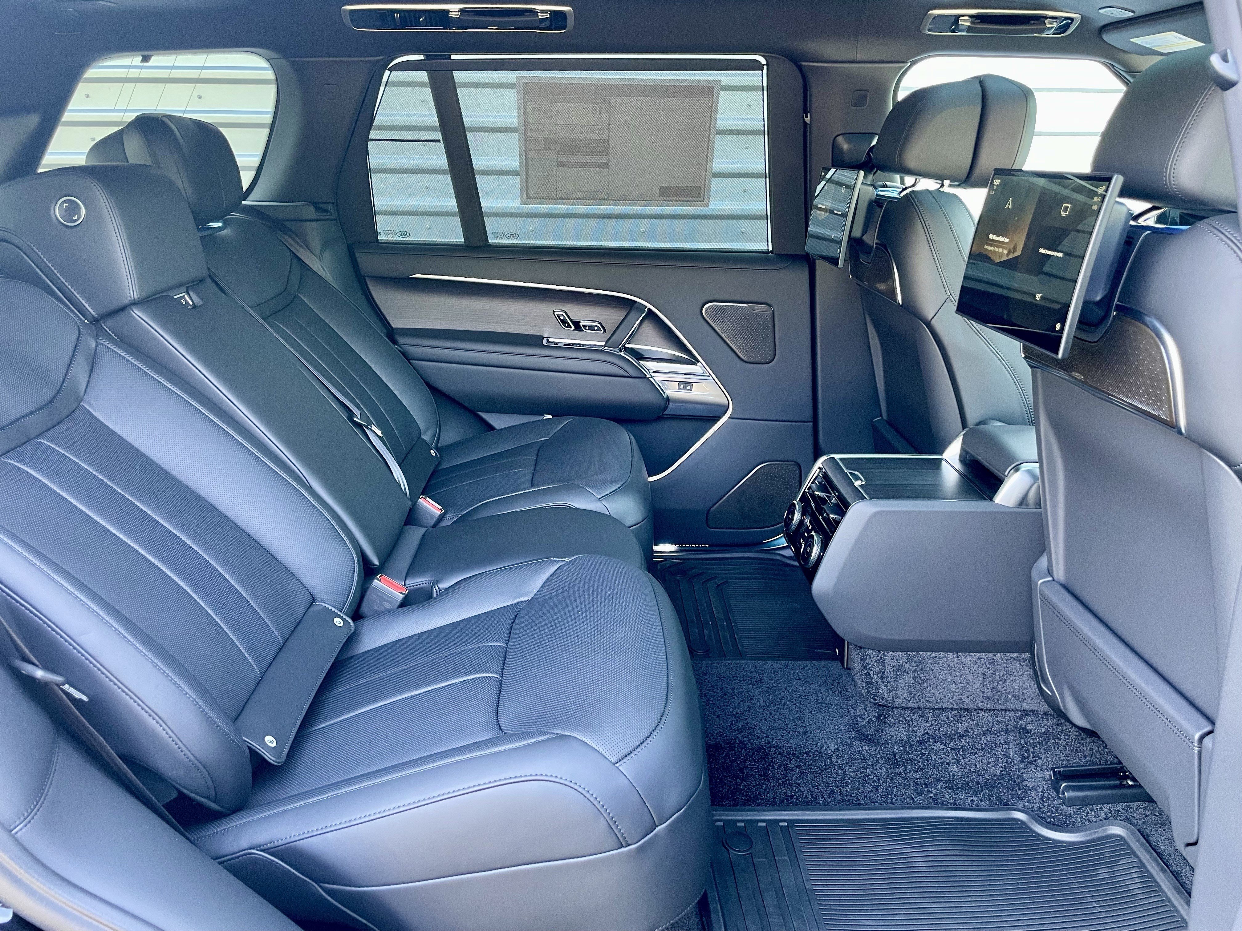 New 2027 Land Rover Range Rover Long Wheelbase Autobiography AWD/4WD image 31
