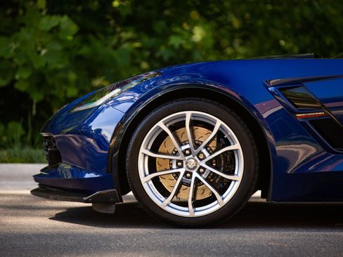 Used 2017 Chevrolet Corvette Grand Sport RWD image 9