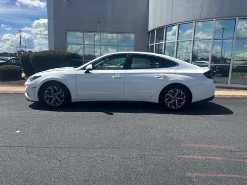 Used 2023 Hyundai Sonata SEL w/ Convenience Package FWD image 11