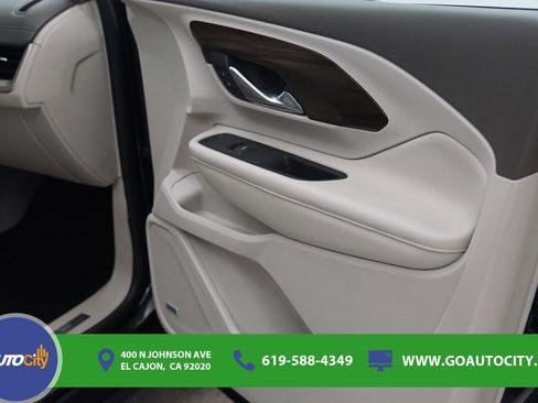 Used 2018 GMC Terrain Denali w/ Driver Alert Package II FWD image 17