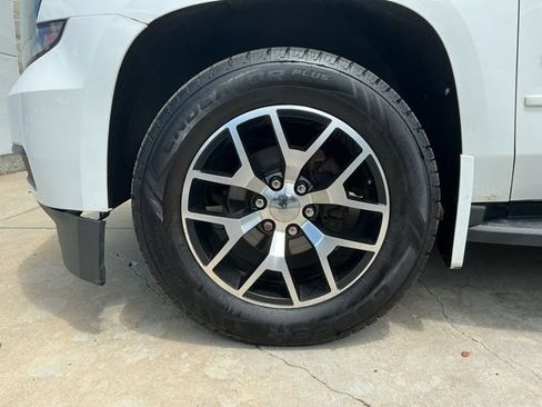 Used 2017 Chevrolet Suburban LS w/ Max Trailering Package AWD/4WD image 31