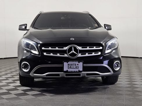 Used 2020 Mercedes-Benz GLA 250 4MATIC w/ Premium Package image 2