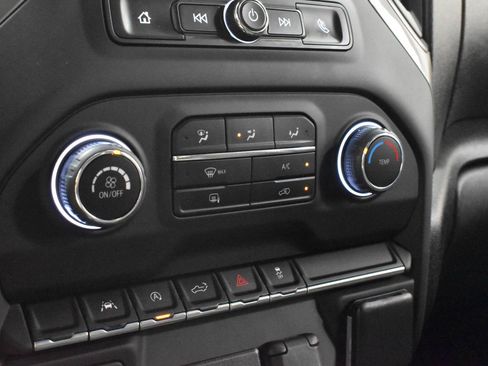 Used 2022 Chevrolet Silverado 1500 W/T w/ WT Fleet Convenience Package AWD/4WD image 15