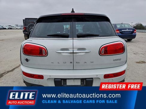 Used 2019 MINI Cooper Clubman image 12