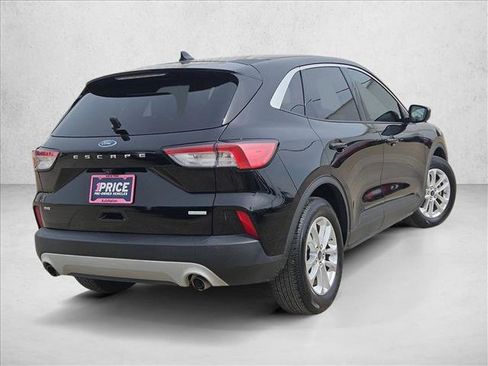 Used 2020 Ford Escape SE image 5