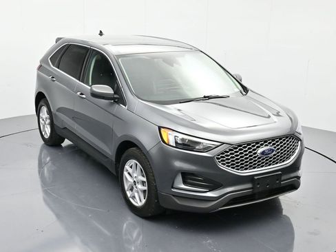 Used 2024 Ford Edge SEL image 41