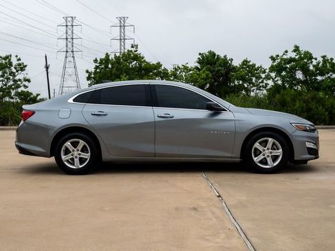 Used 2023 Chevrolet Malibu LS FWD image 3