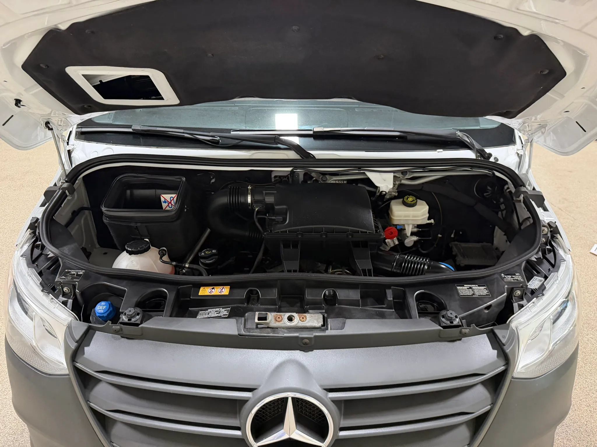 Used 2020 Mercedes-Benz Sprinter 2500 image 50