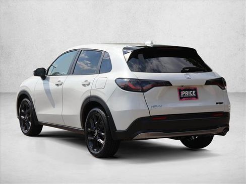 Used 2024 Honda HR-V Sport image 7