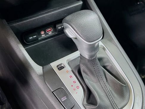 Used 2021 Kia Forte LXS image 16