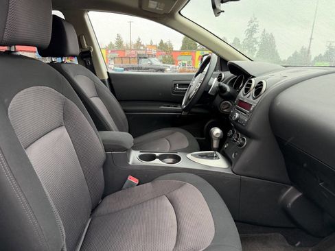 Used 2008 Nissan Rogue SL w/ Premium Pkg image 10