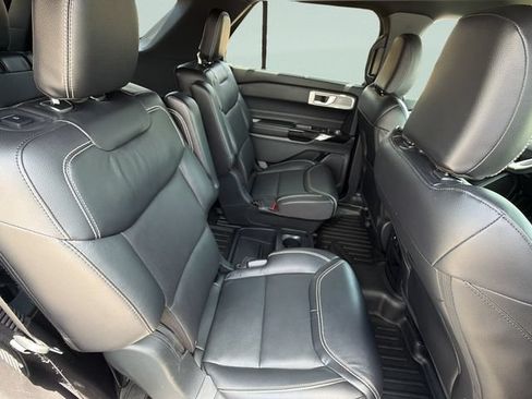 Used 2021 Ford Explorer ST w/ Equipment Group 401A AWD/4WD image 13