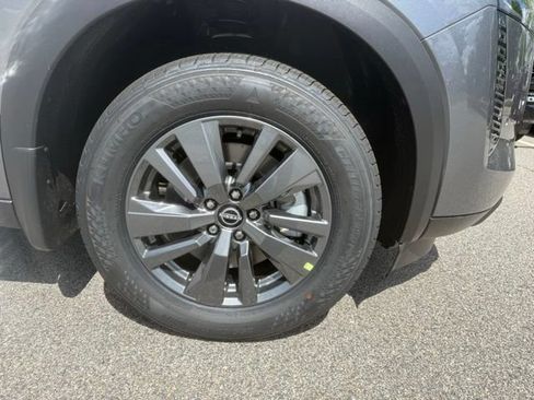 New 2026 Nissan Pathfinder SV AWD/4WD image 11