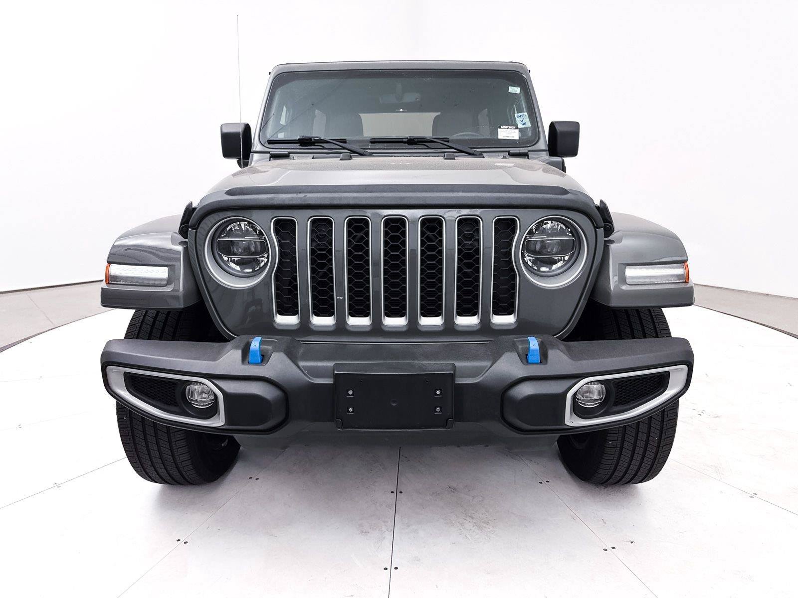Used 2022 Jeep Wrangler Unlimited Sahara AWD/4WD image 16