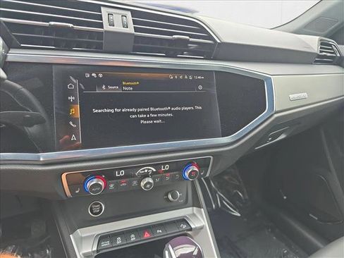 Used 2024 Audi Q3 2.0T Premium Plus w/ Premium Plus Package image 12