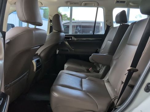 Used 2020 Lexus GX 460 Premium AWD/4WD image 7