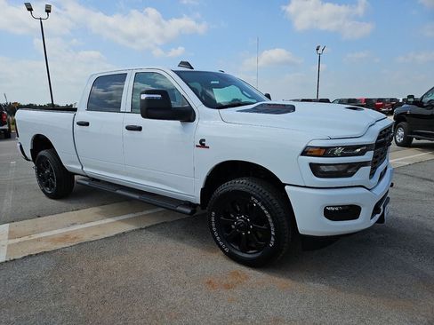 New 2026 RAM 2500 Tradesman AWD/4WD image 10