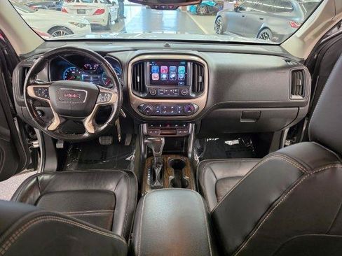 Used 2017 GMC Canyon Denali RWD image 9