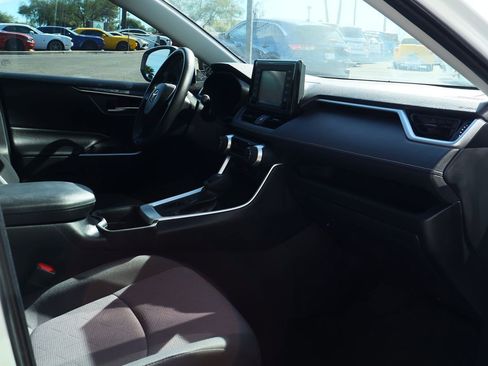 Used 2019 Toyota RAV4 XLE image 35