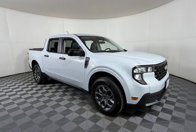 Certified 2026 Ford Maverick XLT w/ XLT Luxury Package AWD/4WD image 1