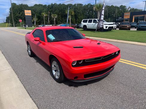 Certified 2023 Dodge Challenger SXT RWD image 1