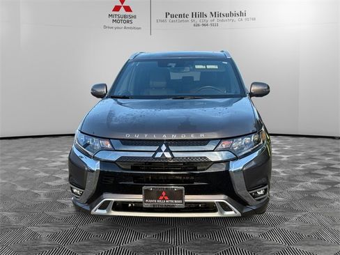 Used 2020 Mitsubishi Outlander GT image 2