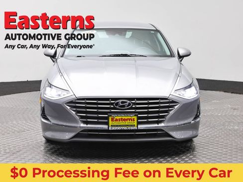 Used 2023 Hyundai Sonata Blue FWD image 2