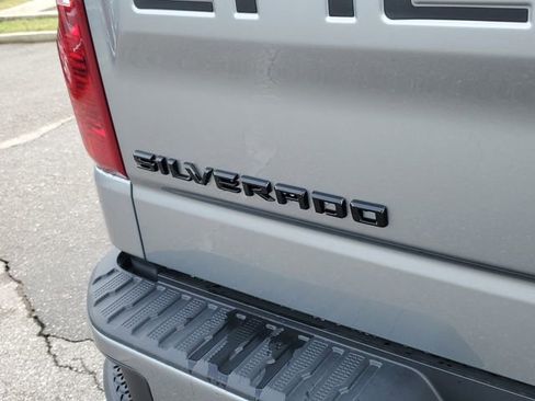 New 2026 Chevrolet Silverado 1500 Custom w/ Turbomax Blackout Package AWD/4WD image 7