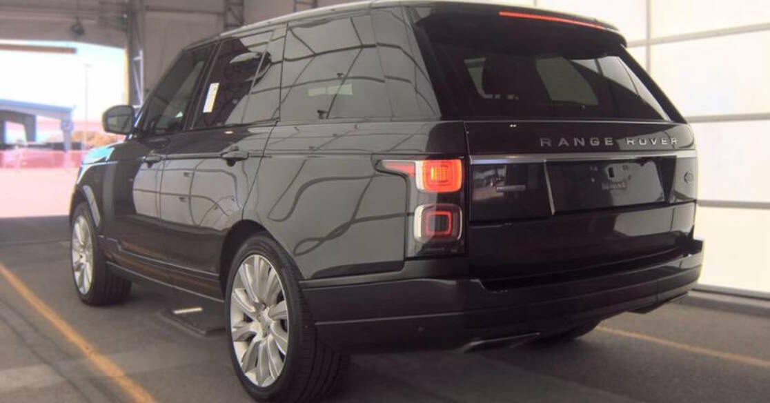 Used 2018 Land Rover Range Rover Supercharged AWD/4WD image 5