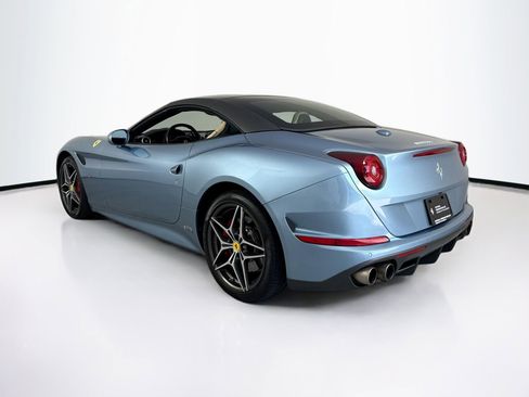 Certified 2017 Ferrari California T RWD image 5