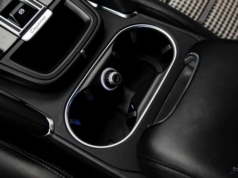 Used 2022 Porsche Cayenne Turbo image 65