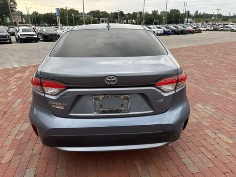 Used 2020 Toyota Corolla LE FWD image 13
