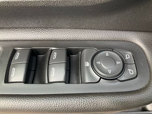 Used 2021 GMC Terrain SLE w/ Driver Convenience Package FWD image 24