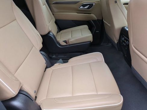 Used 2024 Chevrolet Tahoe Premier AWD/4WD image 26